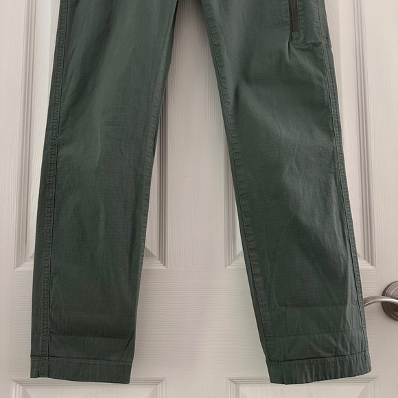 Vuori Green Straight Leg Pants - Picture 6 of 12